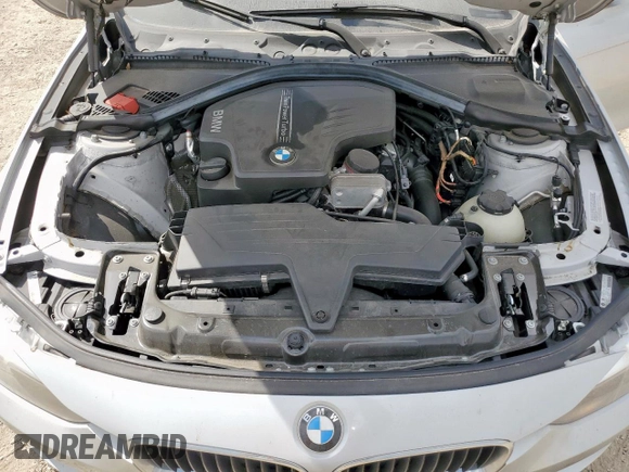 2013 BMW 3 Series 328i z VIN WBA3C1C52DF441727, wystawiony jako Copart lot #58062675 z przebiegiem 72 917 mil mil oraz Szkoda całkowita • Salvage title. Historia ofert i sprzedaży dostępna na DreamBid. Obrazek 11.