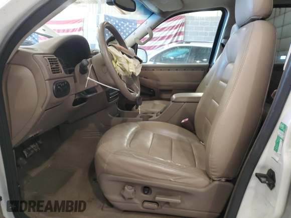 2004 Ford Explorer Limited with VIN 1FMZU75W04ZA03804, listed as a Copart auction lot 46825105 with 142,197 mi miles and Salvage title. Bid and sale history available at DreamBid. Image 7.