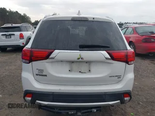 2018 Mitsubishi Outlander SE with VIN JA4AD3A31JZ068236, listed as a IAAI auction lot 40917348 with 144,529 mi miles and . Bid and sale history available at DreamBid. Image 16.