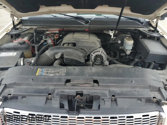 2008 GMC Yukon XL SLT 4SB z VIN 1GKFC16078R204417, wystawiony jako Copart lot #49478375 z przebiegiem 275 713 mil mil oraz Szkoda całkowita • Salvage title. Historia ofert i sprzedaży dostępna na DreamBid. Obrazek 12.
