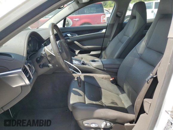 2016 Porsche Panamera 4 with VIN WP0AA2A75GL005969, listed as a Copart auction lot 53446525 with 185,259 mi miles and Clean title. Bid and sale history available at DreamBid. Image 7.