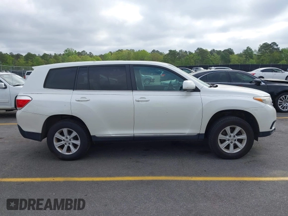 2013 Toyota Highlander with VIN 5TDZA3EH8DS040365, listed as a IAAI auction lot 41939503 with 123,581 mi miles and . Bid and sale history available at DreamBid. Image 13.