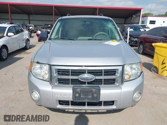 2008 Ford Escape XLT with VIN 1FMCU93188KD05798, listed as a IAAI auction lot 42497044 with 215,954 mi miles and . Bid and sale history available at DreamBid. Image 12.