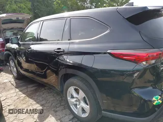 2021 Toyota Highlander L z VIN 5TDCZRAH6MS033499, wystawiony jako IAAI lot #42202787 z przebiegiem 93 438 mil mil oraz . Historia ofert i sprzedaży dostępna na DreamBid. Obrazek 14.