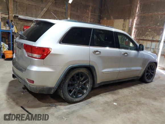 2013 Jeep Grand Cherokee Overland with VIN 1C4RJFCT8DC620547, listed as a Copart auction lot 50946725 with 153,697 mi miles and Clean Title. Bid and sale history available at carsss.com. Image 3.