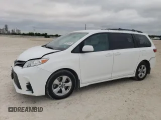 2020 Toyota Sienna LE Auto Access Seat с VIN 5TDKZ3DC1LS053764, выставлен на аукционе Copart как лот 53616155 с пробегом 108 778 миль миль и Списание • Salvage title. История ставок и продаж доступна на DreamBid. Изображение 1.