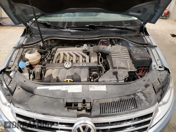 2013 Volkswagen CC VR6 Executive 4Motion with VIN WVWGU7AN8DE526455, listed as a Copart auction lot 51350765 with 193,199 mi miles and Clean Title. Bid and sale history available at carsss.com. Image 11.