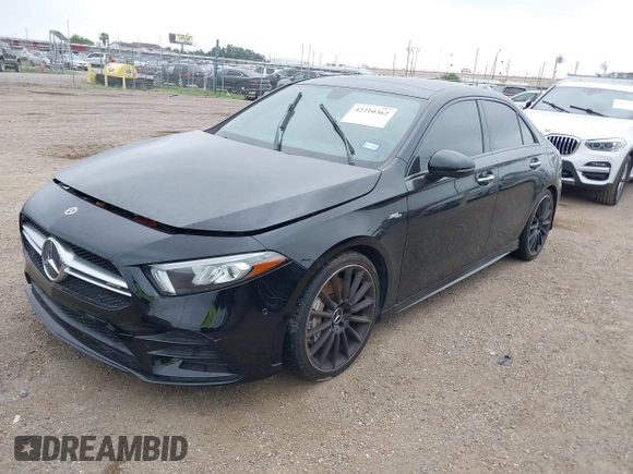 2021 Mercedes-Benz A 35 AMG z VIN W1K3G5BB1MJ322561, wystawiony jako IAAI lot #42210362 z przebiegiem 24 626 mil mil oraz . Historia ofert i sprzedaży dostępna na DreamBid. Obrazek 2.