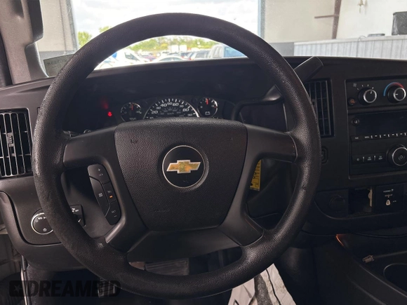 2016 Chevrolet Express Cargo with VIN 1GCWGAFF9G1172104, listed as a IAAI auction lot 42837161 with 120,500 mi miles and . Bid and sale history available at DreamBid. Image 25.