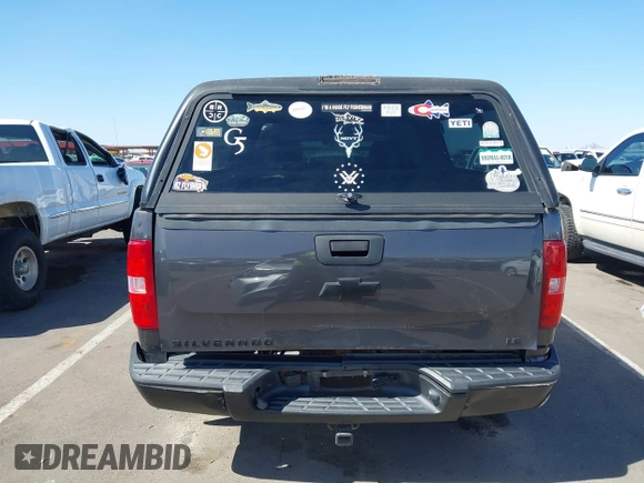 2010 Chevrolet Silverado 1500 LS with VIN 1GCSKREAXAZ137064, listed as a IAAI auction lot 42024758 with 125,401 mi miles and . Bid and sale history available at DreamBid. Image 16.