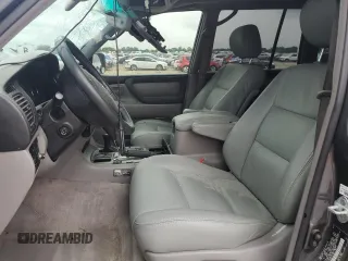 2007 Toyota Land Cruiser z VIN JTEHT05J172110383, wystawiony jako Copart lot #56296285 z przebiegiem Nie podano mil oraz Szkody całkowita. Historia ofert i sprzedaży dostępna na DreamBid. Obrazek 7.