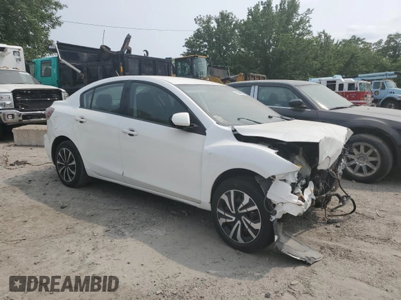 2013 Mazda 3 i Sport z VIN JM1BL1U80D1704463, wystawiony jako Copart lot #59945625 z przebiegiem 114 680 mil mil oraz Czysty tytuł • Clean title. Historia ofert i sprzedaży dostępna na DreamBid. Obrazek 4.