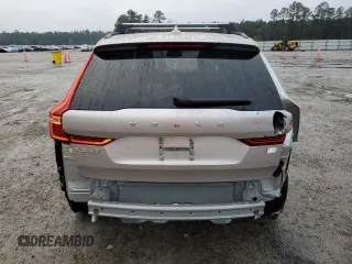 2024 Volvo XC60 Recharge Plug-In Hybrid Plus Dark Theme with VIN YV4H60DL6R1890143, listed as a Copart auction lot 85732464 with 8,884 mi miles and Salvage Title. Bid and sale history available at carsss.com. Image 6.