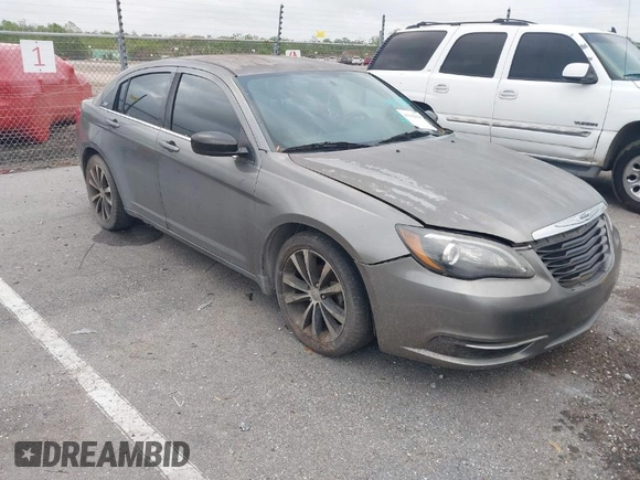 2013 Chrysler 200 Limited with VIN 1C3CCBCG9DN600778, listed as a IAAI auction lot 41946258 with 147,171 mi miles and . Bid and sale history available at carsss.com. Image 1.