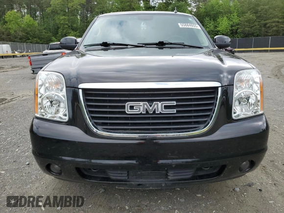 2013 GMC Yukon XL SLT z VIN 1GKS2KE75DR331103, wystawiony jako Copart lot #55884055 z przebiegiem 199 485 mil mil oraz Czysty tytuł • Clean title. Historia ofert i sprzedaży dostępna na DreamBid. Obrazek 5.