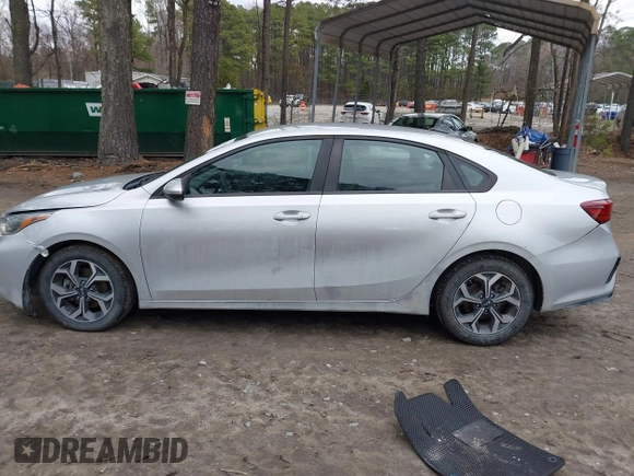 2019 Kia Forte LXS with VIN 3KPF24AD9KE032646, listed as a IAAI auction lot 41739585 with 136,813 mi miles and . Bid and sale history available at DreamBid. Image 15.