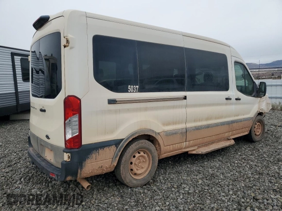 2023 Ford Transit Passenger XL with VIN 1FBAX2C83PKB04126, listed as a Copart auction lot 47767505 with 5,758 mi miles and Salvage Title. Bid and sale history available at DreamBid. Image 3.
