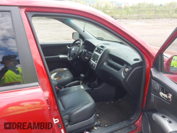 2009 Kia Sportage LX with VIN KNDJE723597634012, listed as a IAAI auction lot 42188447 with 205,040 mi miles. Bid and sale history available at carsss.com. Image 5.