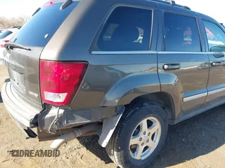2005 Jeep Grand Cherokee Limited с VIN 1J4HR58N05C667737, выставлен на аукционе IAAI как лот 41824082 с пробегом 147 995 миль миль и . История ставок и продаж доступна на DreamBid. Изображение 14.