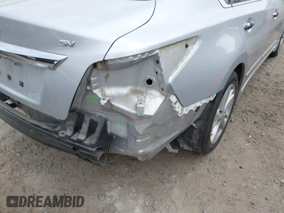 2015 Nissan Altima 2.5 S with VIN 1N4AL3AP9FC248737, listed as a IAAI auction lot 41930927 with 47,428 mi miles. Bid and sale history available at carsss.com. Image 13.