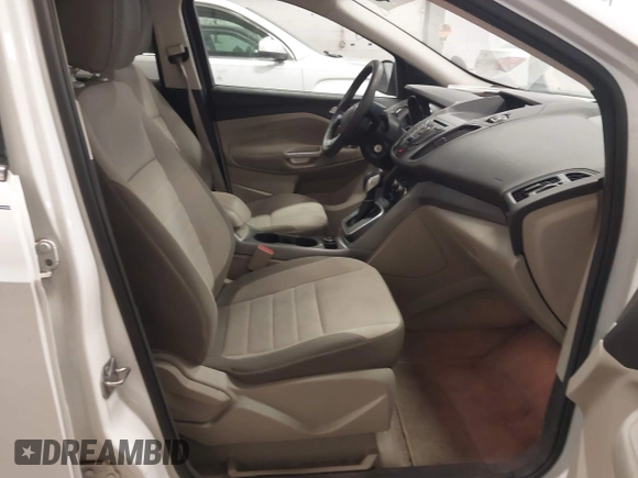 2013 Ford Escape SE with VIN 1FMCU0GX5DUA74237, listed as a IAAI auction lot 42447048 with 140,732 mi miles and . Bid and sale history available at DreamBid. Image 5.