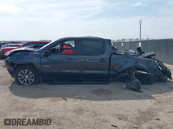 2021 Chevrolet Silverado 1500 RST with VIN 1GCUYEED0MZ374158, listed as a IAAI auction lot 41889304 with 1 mi miles. Bid and sale history available at carsss.com. Image 13.
