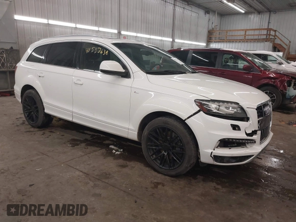 2011 Audi Q7 3.0L TDI Prestige with VIN WA1WMAFE1BD002840, listed as a IAAI auction lot 41537638 with 196,088 mi miles. Bid and sale history available at carsss.com. Image 1.