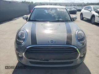 2019 MINI Hardtop 4 Door Cooper z VIN WMWXU1C57K2J01783, wystawiony jako Copart lot #56977595 z przebiegiem 44 353 mil mil oraz Szkoda całkowita • Salvage title. Historia ofert i sprzedaży dostępna na DreamBid. Obrazek 5.