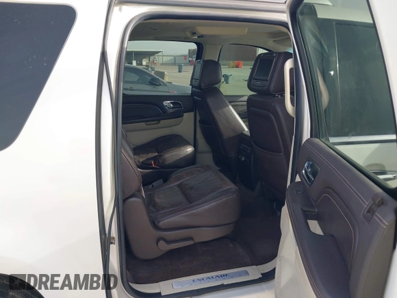 2011 Cadillac Escalade ESV Platinum z VIN 1GYS3KEF2BR134431, wystawiony jako IAAI lot #42238533 z przebiegiem 192 782 mil mil oraz . Historia ofert i sprzedaży dostępna na DreamBid. Obrazek 8.
