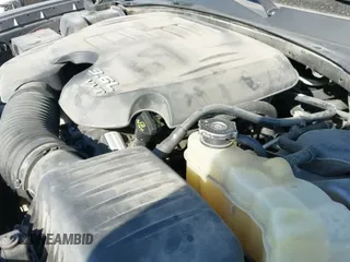 2018 Chrysler 300 Limited z VIN 2C3CCAKG9JH160190, wystawiony jako IAAI lot #41761424 z przebiegiem 96 610 mil mil oraz . Historia ofert i sprzedaży dostępna na DreamBid. Obrazek 20.