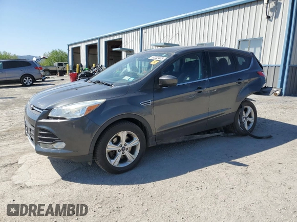 2016 Ford Escape SE z VIN 1FMCU9GX0GUC72104, wystawiony jako Copart lot #54232485 z przebiegiem 89 827 mil mil oraz Szkody całkowita. Historia ofert i sprzedaży dostępna na DreamBid. Obrazek 1.