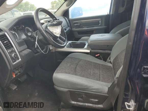 2017 Ram 1500 Lone Star z VIN 1C6RR6LT8HS776342, wystawiony jako Copart lot #59501075 z przebiegiem 132 513 mil mil oraz Szkoda całkowita • Salvage title. Historia ofert i sprzedaży dostępna na DreamBid. Obrazek 7.