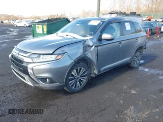 2020 Mitsubishi Outlander ES z VIN JA4AZ3A32LZ040935, wystawiony jako IAAI lot #41521469 z przebiegiem 86 106 mil mil oraz . Historia ofert i sprzedaży dostępna na DreamBid. Obrazek 2.