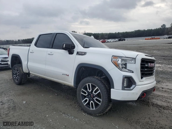 2020 GMC Sierra 1500 AT4 with VIN 3GTP9EED5LG349443, listed as a Copart auction lot 45358135 with 69,033 mi miles and Salvage Title. Bid and sale history available at carsss.com. Image 4.