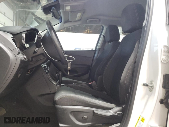 2017 Chevrolet Trax LS with VIN 3GNCJKSB8HL290207, listed as a Copart auction lot 52411715 with 87,662 mi miles and Salvage Title. Bid and sale history available at carsss.com. Image 7.