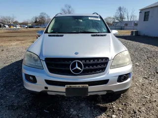2006 Mercedes-Benz M 350 with VIN 4JGBB86E46A092409, listed as a Copart auction lot 48566945 with 139,780 mi miles and Salvage Title. Bid and sale history available at DreamBid. Image 5.
