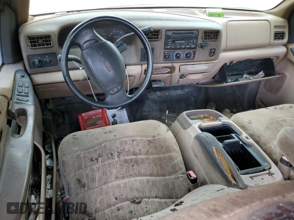 1999 Ford F-250 XL z VIN 1FTNW21F0XEE10216, wystawiony jako Copart lot #55312155 z przebiegiem 366 930 mil mil oraz Szkoda całkowita • Salvage title. Historia ofert i sprzedaży dostępna na DreamBid. Obrazek 8.