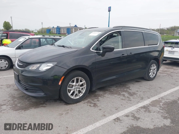 2020 Chrysler Voyager LXi z VIN 2C4RC1DG5LR164284, wystawiony jako IAAI lot #42055376 z przebiegiem 143 474 mil mil oraz . Historia ofert i sprzedaży dostępna na DreamBid. Obrazek 2.