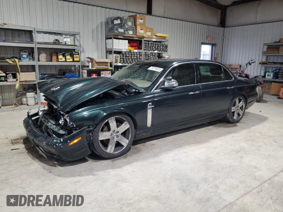 2008 Jaguar XJ Vanden Plas with VIN SAJWA82B98SH23225, listed as a Copart auction lot 73074654 with 162,900 mi miles and Salvage Title. Bid and sale history available at carsss.com. Image 1.