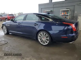 2015 Jaguar XJ Portfolio with VIN SAJWJ2GD2F8V90287, listed as a Copart auction lot 50291095 with 46,917 mi miles and Salvage title. Bid and sale history available at DreamBid. Image 2.