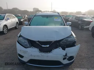 2016 Nissan Rogue SL with VIN 5N1AT2MT4GC771805, listed as a IAAI auction lot 41486830 with 117,381 mi miles. Bid and sale history available at carsss.com. Image 12.