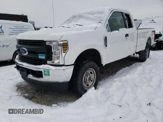 2019 Ford F-250 XL with VIN 1FT7X2B62KEE17634, listed as a Copart auction lot 77381274 with 42,285 mi miles and Non Repairable. Bid and sale history available at DreamBid. Image 1.