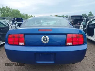 2009 Ford Mustang with VIN 1ZVHT80N795142637, listed as a IAAI auction lot 42595602 with 69,284 mi miles and . Bid and sale history available at DreamBid. Image 17.