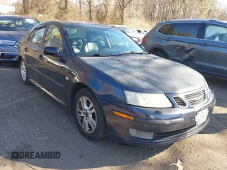 2007 Saab 9-3 with VIN YS3FD49Y971001045, listed as a IAAI auction lot 41585362 with 172,621 mi miles. Bid and sale history available at carsss.com. Image 1.