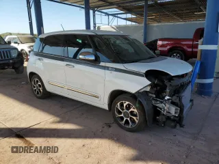 2014 FIAT 500L Lounge with VIN ZFBCFACH8EZ016424, listed as a Copart auction lot 83157294 with 89,918 mi miles and Salvage Title. Bid and sale history available at carsss.com. Image 4.