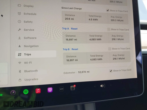 2021 Tesla Model 3 Standard Range Plus z VIN 5YJ3E1EA9MF020860, wystawiony jako IAAI lot #42246074 z przebiegiem 52 674 mil mil oraz . Historia ofert i sprzedaży dostępna na DreamBid. Obrazek 7.