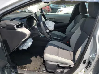 2025 Toyota Corolla LE z VIN 5YFB4MDE2SP281107, wystawiony jako Copart lot #55978955 z przebiegiem 2 024 mil mil oraz Nie do naprawy • Non repairable. Historia ofert i sprzedaży dostępna na DreamBid. Obrazek 7.