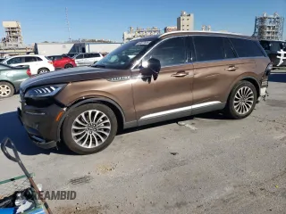 2022 Lincoln Aviator Reserve z VIN 5LM5J7WC4NGL02508, wystawiony jako Copart lot #49677685 z przebiegiem 32 956 mil mil oraz Szkoda całkowita • Salvage title. Historia ofert i sprzedaży dostępna na DreamBid. Obrazek 1.