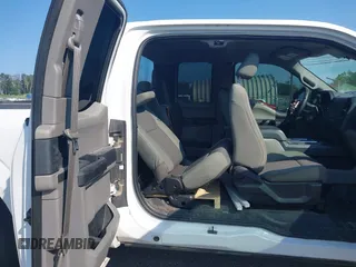 2015 Ford F-150 XLT с VIN 1FTEX1EP4FFB01142, выставлен на аукционе IAAI как лот 42661019 с пробегом 181 451 миль миль и . История ставок и продаж доступна на DreamBid. Изображение 8.