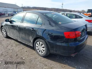 2011 Volkswagen Jetta Sedan S with VIN 3VW2K7AJ7BM374332, listed as a IAAI auction lot 41541354 with 142,306 mi miles. Bid and sale history available at carsss.com. Image 3.